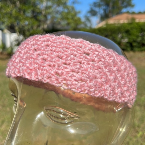New hand crafted pink headband - Picture 6 of 8